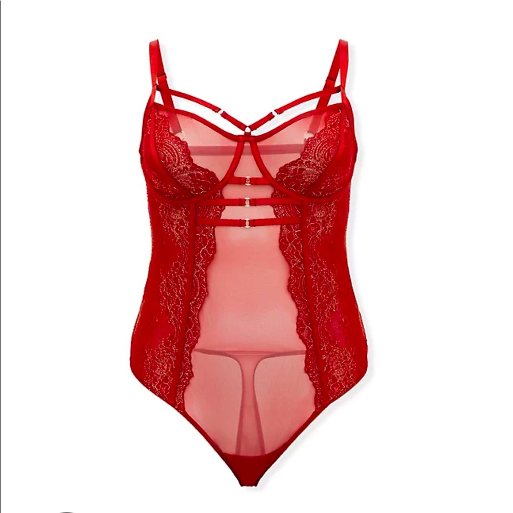 Torrid red lace thong lingerie size 1 BNWT